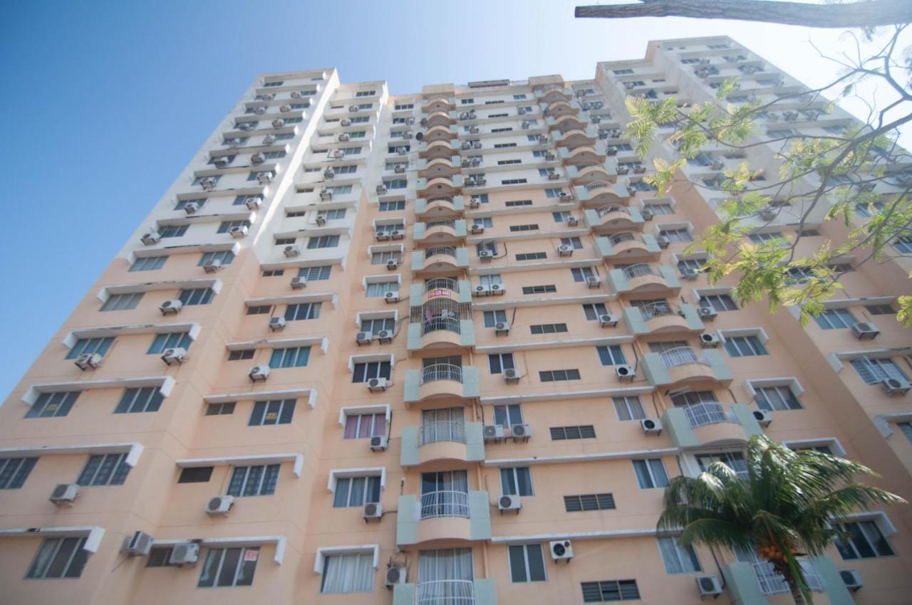 Condo At Melaka Raya By Idealhub Exterior photo